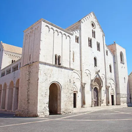 Apple House アパート