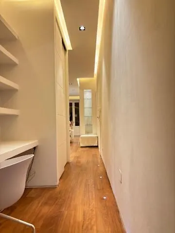 Apple House Apartment *